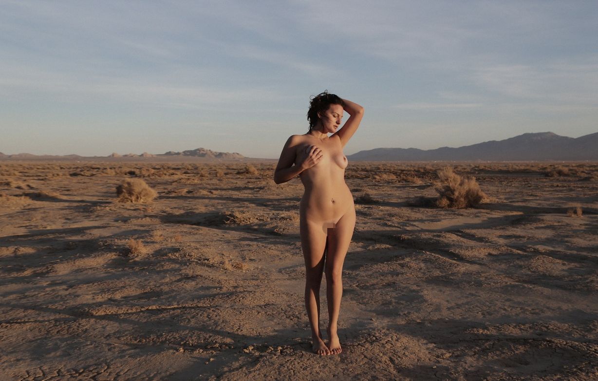 Nude women in arizona