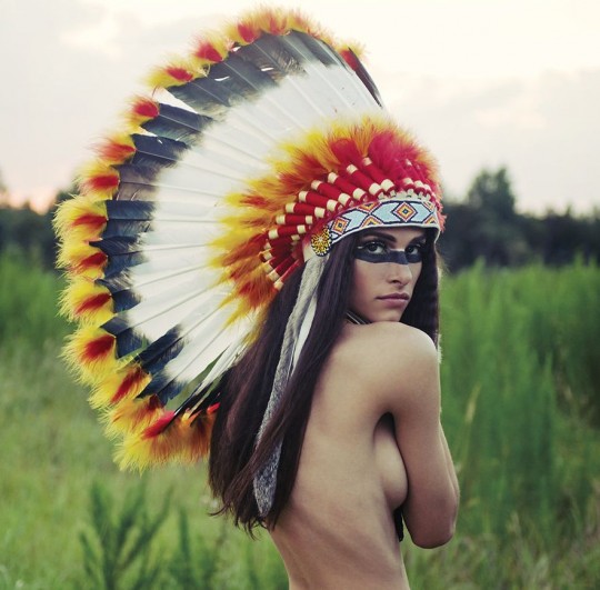 【画像あり】希少なネイティブアメリカン（インディアン）の神秘的なエロ画像が次々投下されるスレ。・20枚目