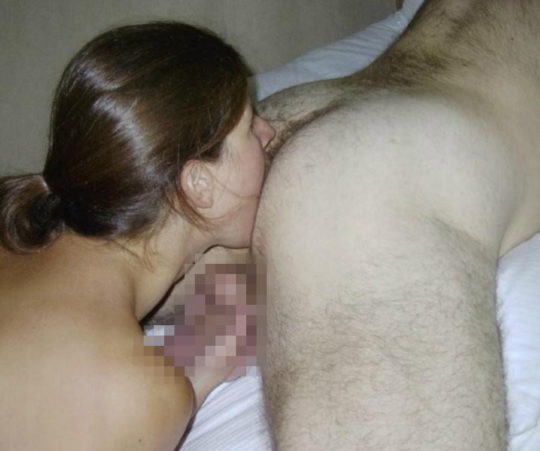 【アナル舐めエロ画像】彼氏のアナル舐めるてる時にこのビッグスマイルできる女はホントイイ女だと思うんだ。（画像30枚）・12枚目