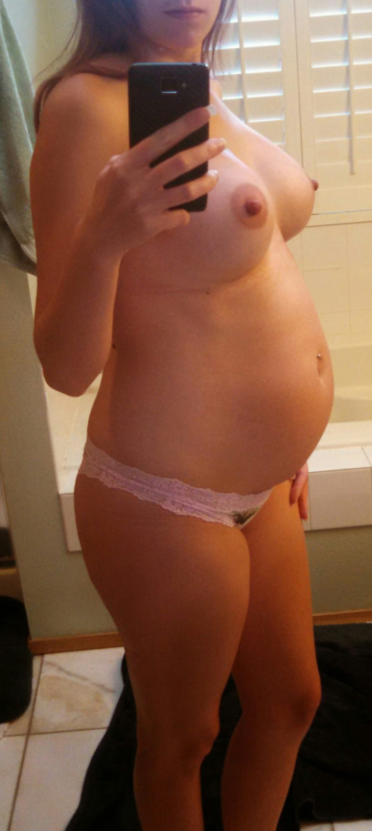 【妊婦エロ画像】意識高い系妊婦「妊娠したでマタニティヌード撮ったろ」カス旦那「SNSでうｐしたろ！」コレｗｗｗｗｗ(画像25枚)・9枚目