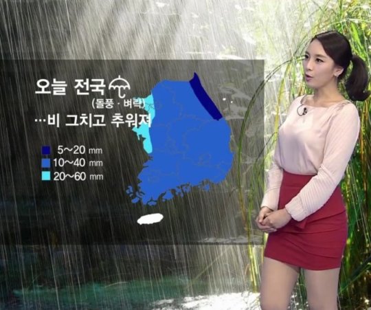 【イメクラ嬢レベル】韓国女子アナの平均的なスカートの短さ、これもう普通に痴女だろｗｗｗｗｗｗｗｗｗ(画像30枚)・29枚目