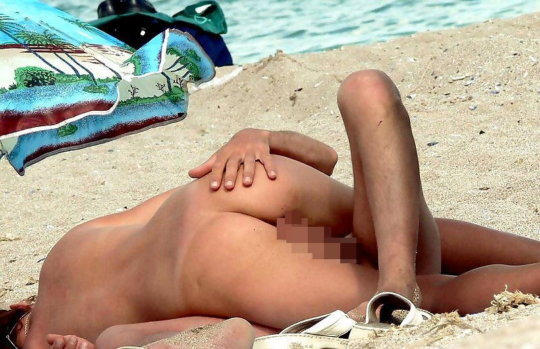 ”ヌーディストビーチ”でフェラ・セックスしてる女たち、ルールどうなってんの？？（454枚）・65枚目