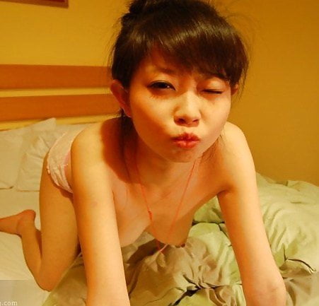 【素人流出】ハメ撮り画像をネットに晒された中国人カップルｗｗｗｗｗｗｗｗ(画像あり)・27枚目