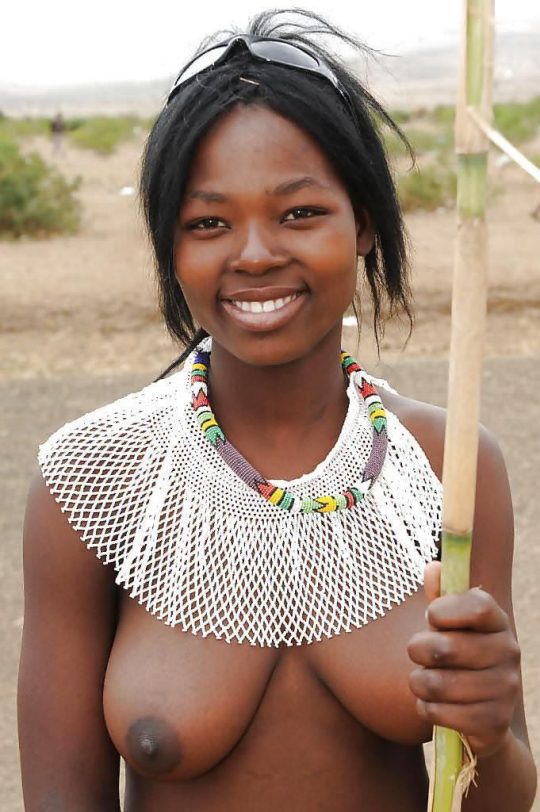 アフリカ部族　おっぱいエロ 画像007