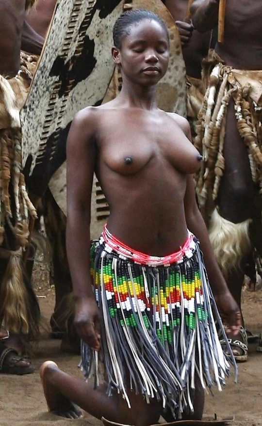 アフリカ部族　おっぱいエロ 画像020
