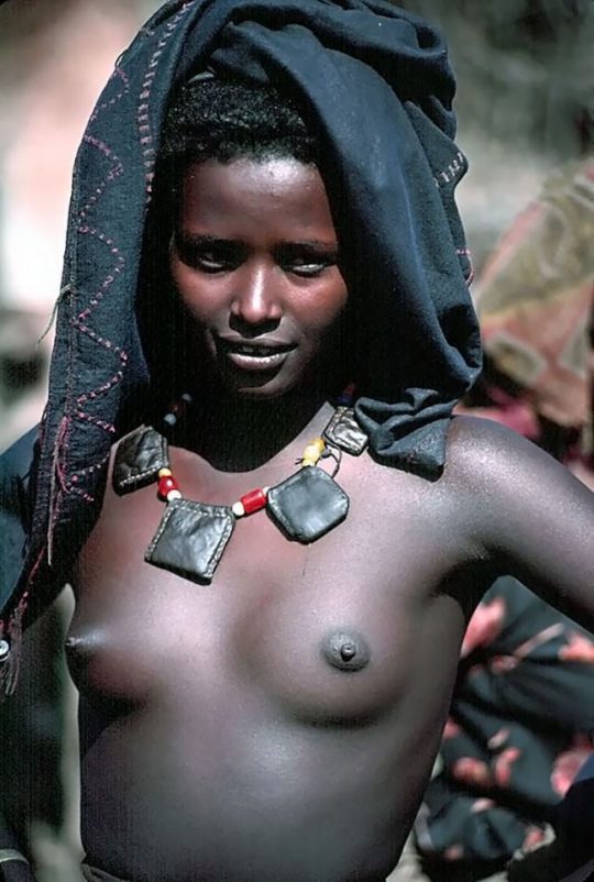 アフリカ部族　おっぱいエロ 画像025