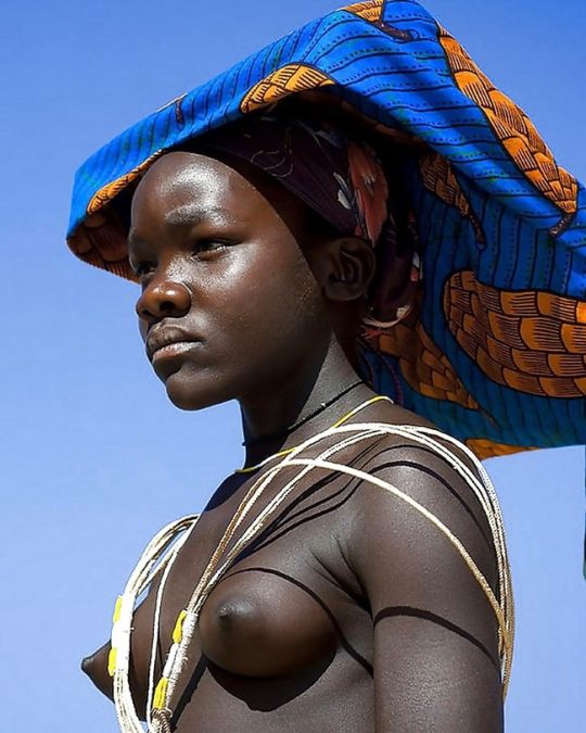 アフリカ部族　おっぱいエロ 画像027