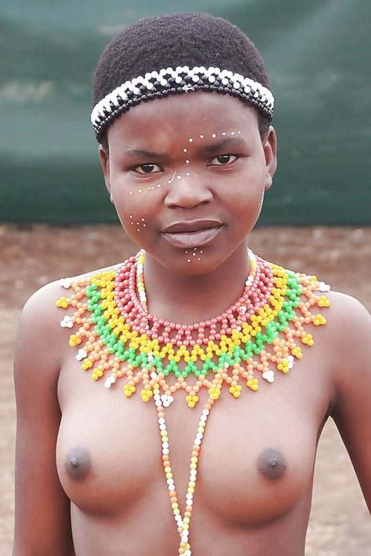 アフリカ部族　おっぱいエロ 画像031